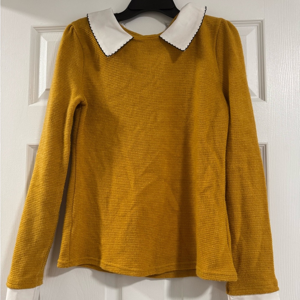 Vintage Sweater w/ Collar